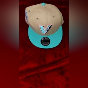 Diamonback snapback